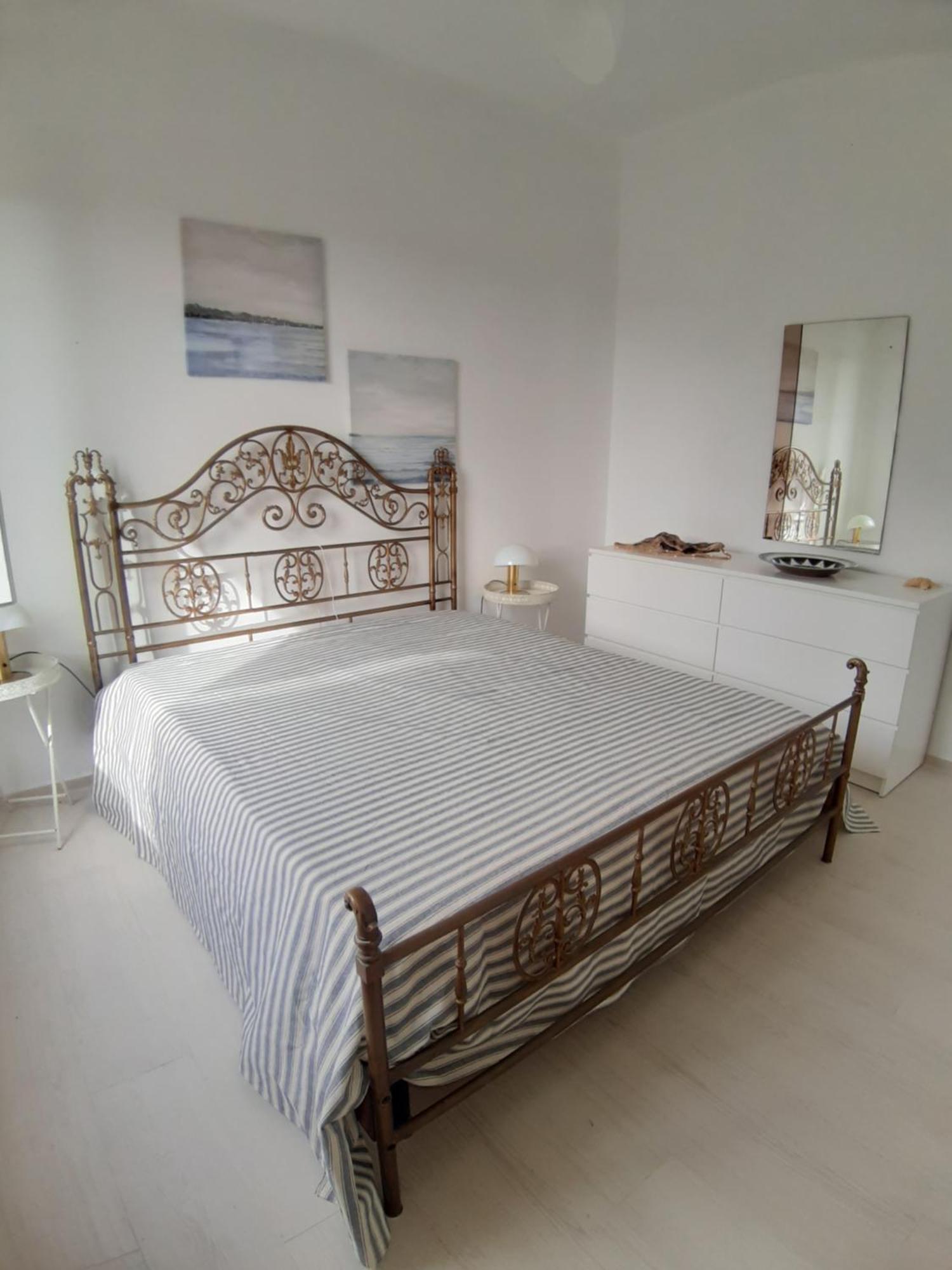 Spectacular Sea View - 3 Minutes Walk From The Sea Laigueglia Exterior foto